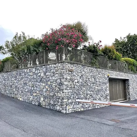 Di Diana *